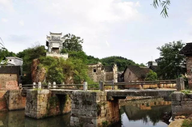 特色民居建筑的详细解读！不朽情缘app中国各省(图43)