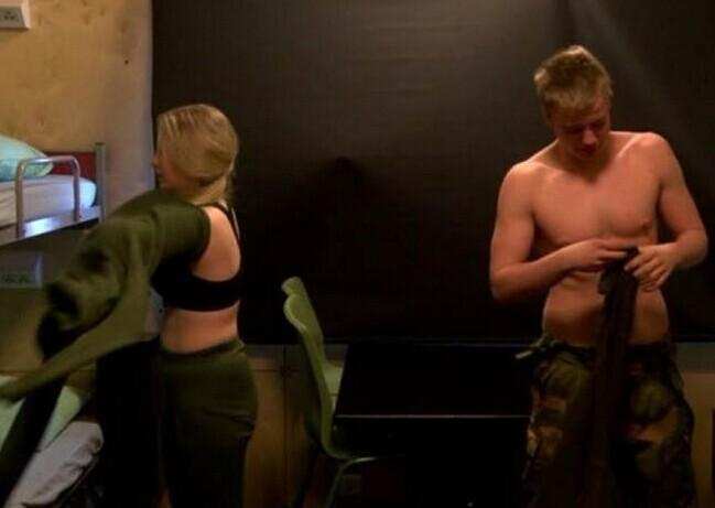 兵都是这样的美女 那谁还下得了手不朽情缘游戏手机版如果以色列的士(图2)