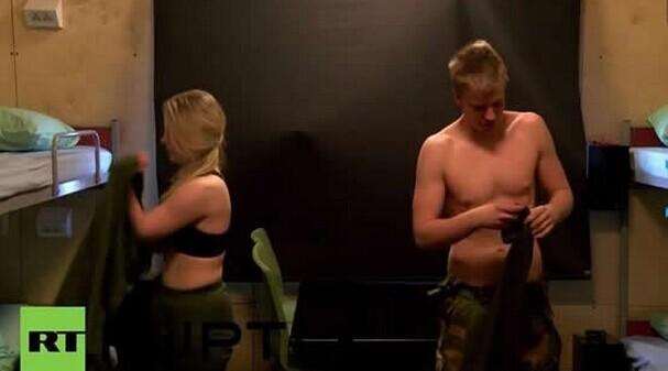 兵都是这样的美女 那谁还下得了手不朽情缘游戏手机版如果以色列的士(图9)